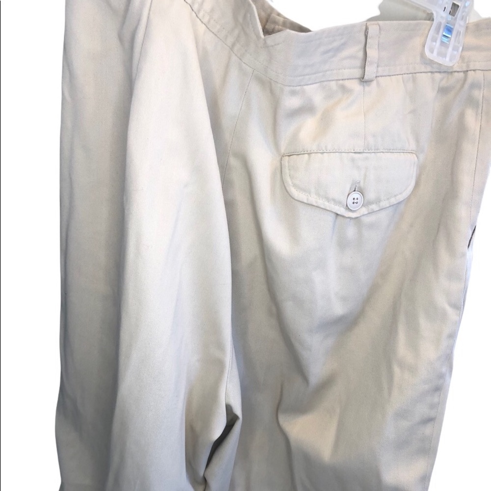 Tan kaki style pant